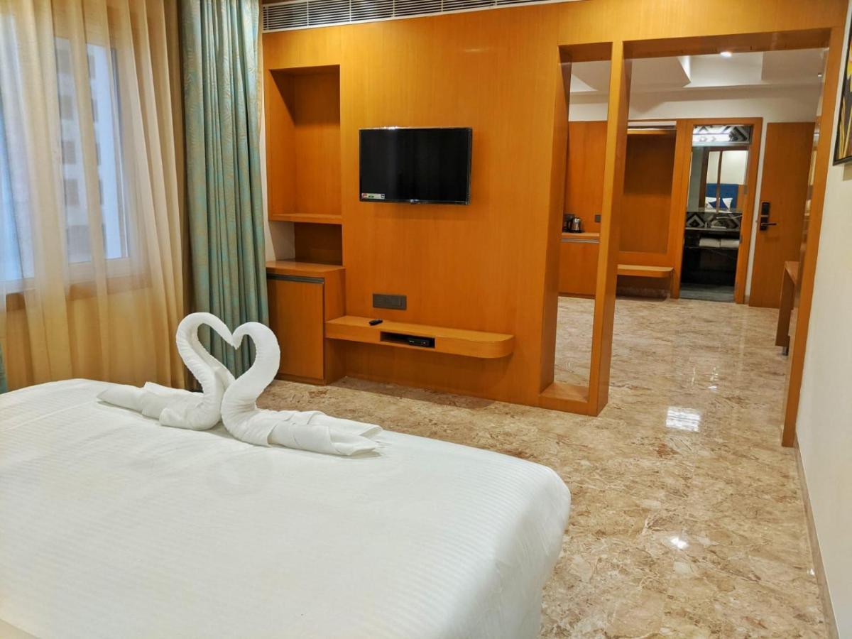 Howard Johnson By Wyndham Udaipur Roop Nagar エクステリア 写真
