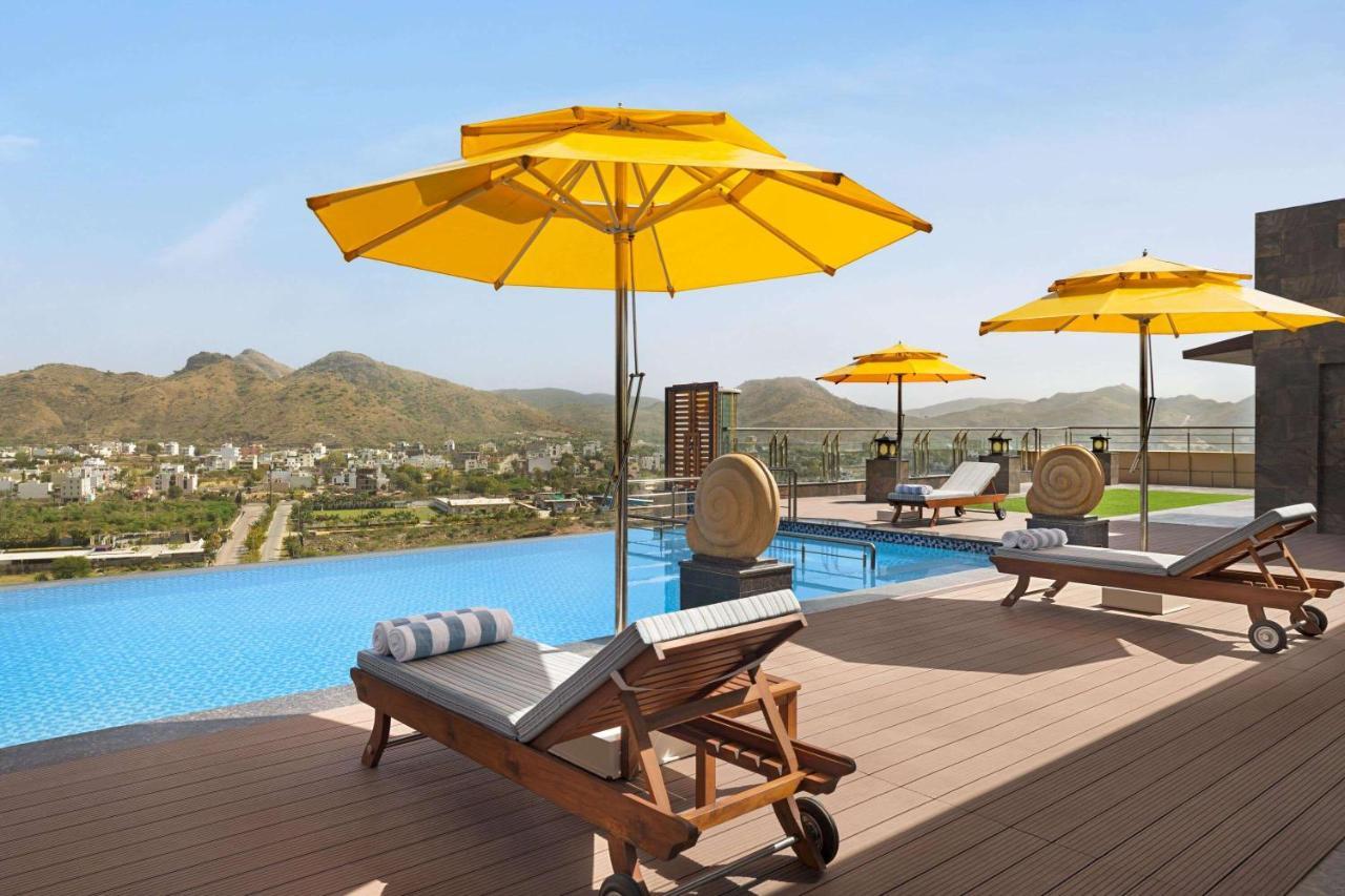 Howard Johnson By Wyndham Udaipur Roop Nagar エクステリア 写真