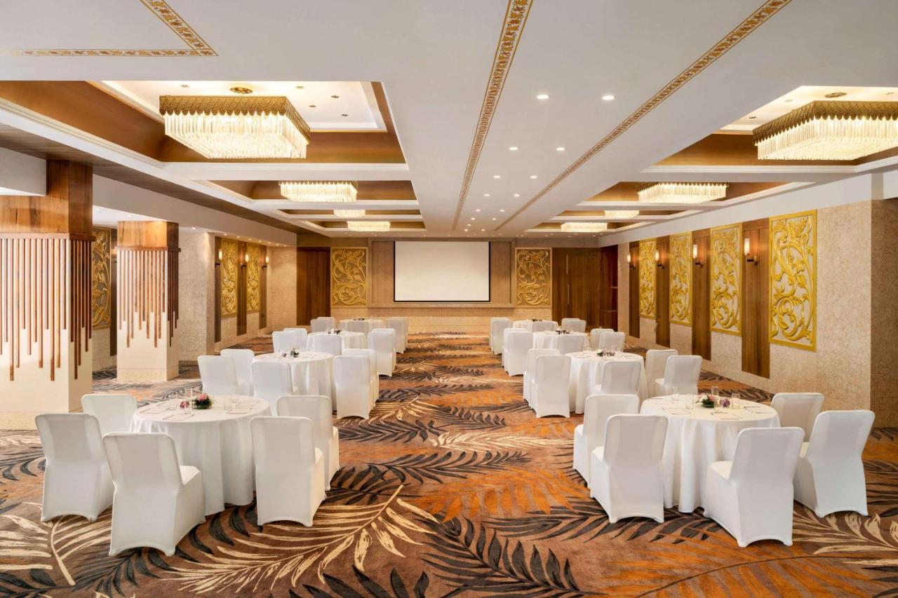 Howard Johnson By Wyndham Udaipur Roop Nagar エクステリア 写真